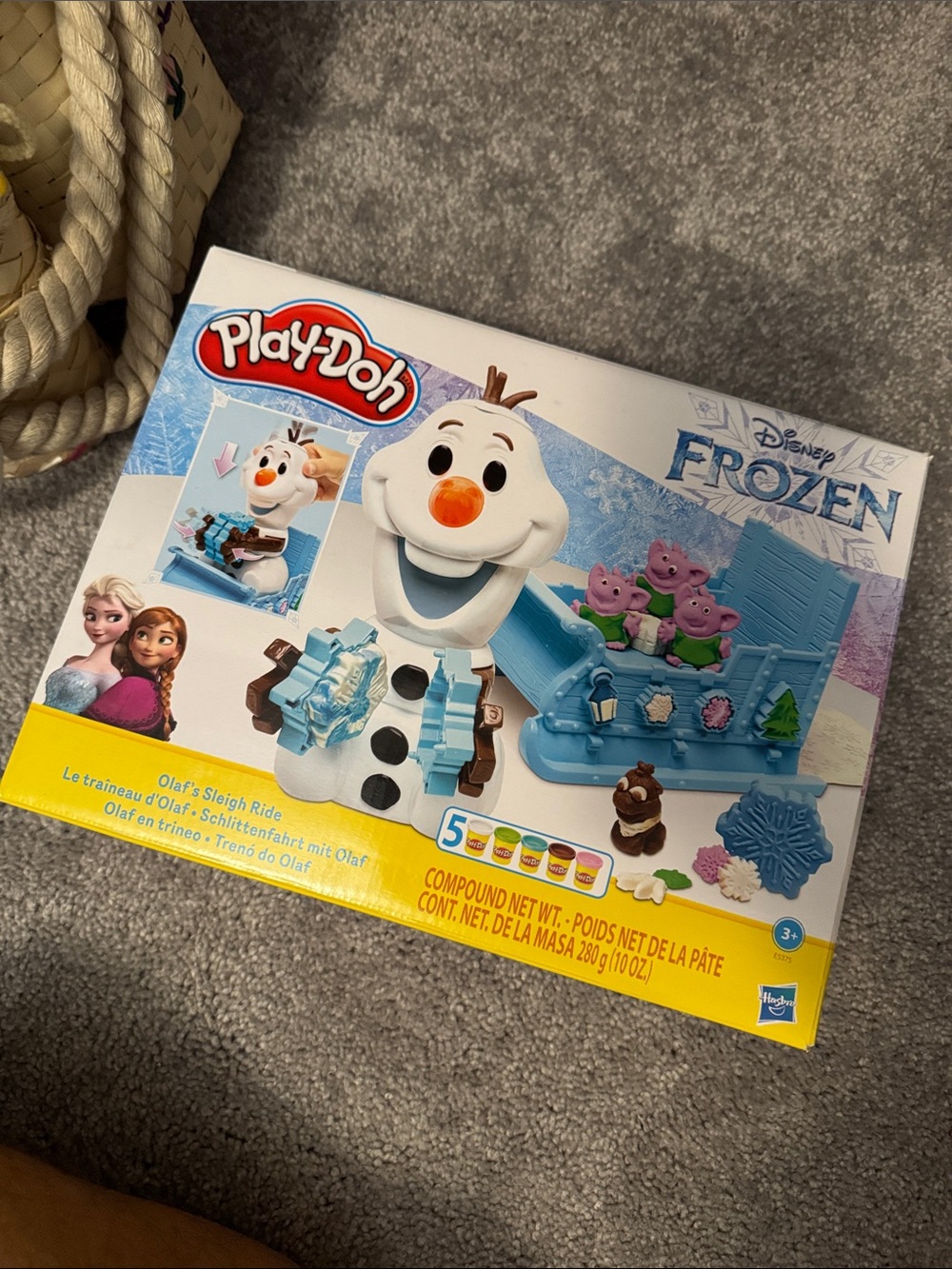 Disney Frozen Olaf's Sleigh Ride Playdoh set.
